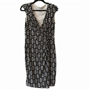 MAGGY London faux wrap sleeveless dress. Black and white.  Size 10.